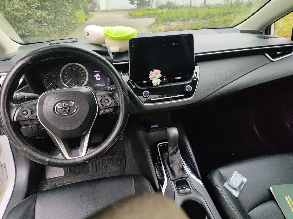 2021 Toyota Corolla 1.2T 116HP L4 CVT,autocango,china used car exporter,china ev exporter,chinese used car exporter,chinese used ev exporter