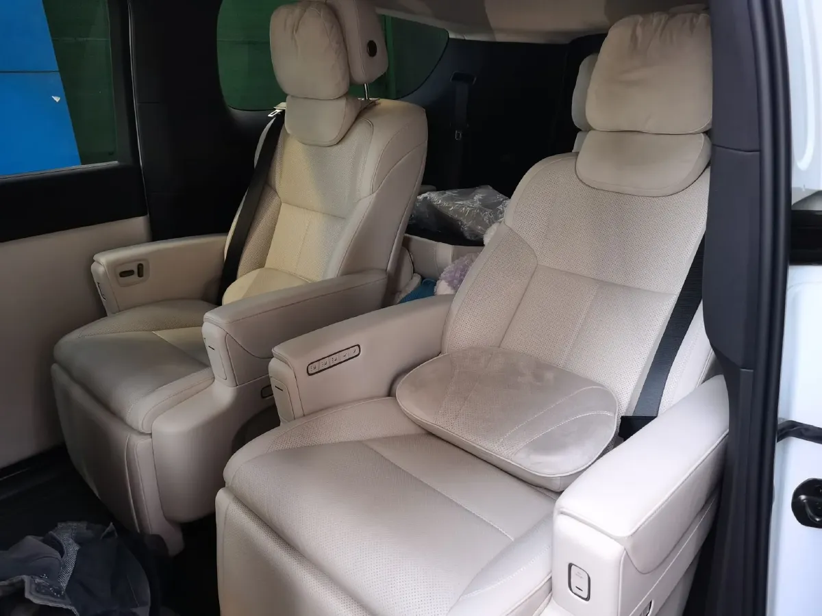 2025 Li MEGA BEV,autocango,china used car exporter,china ev exporter,chinese used car exporter,chinese used ev exporter