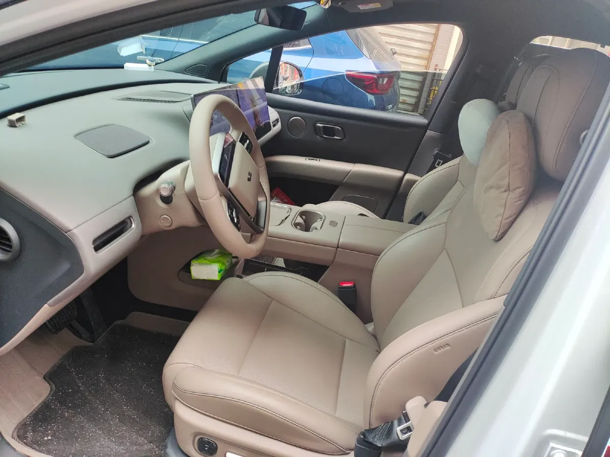 2025 Li i6 BEV,autocango,china used car exporter,china ev exporter,chinese used car exporter,chinese used ev exporter