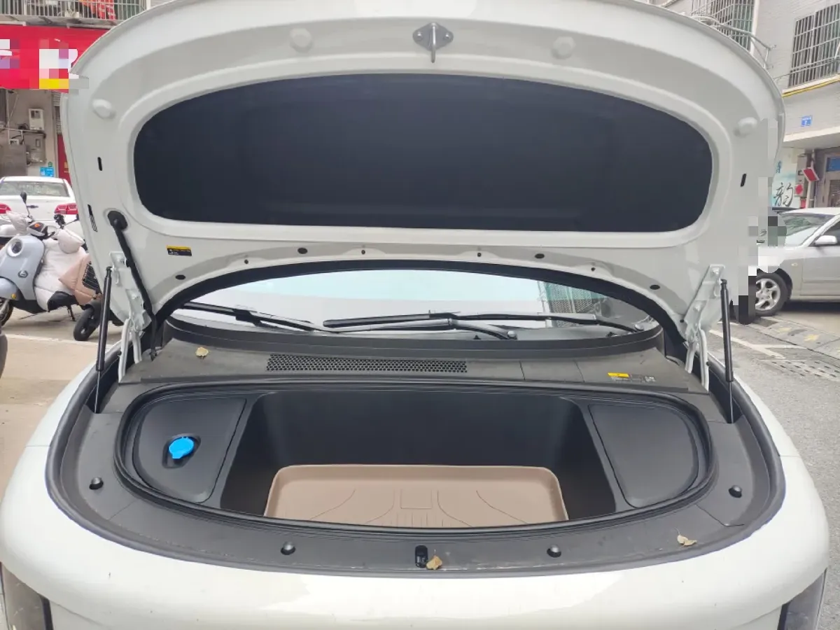 2025 Li i6 BEV,autocango,china used car exporter,china ev exporter,chinese used car exporter,chinese used ev exporter