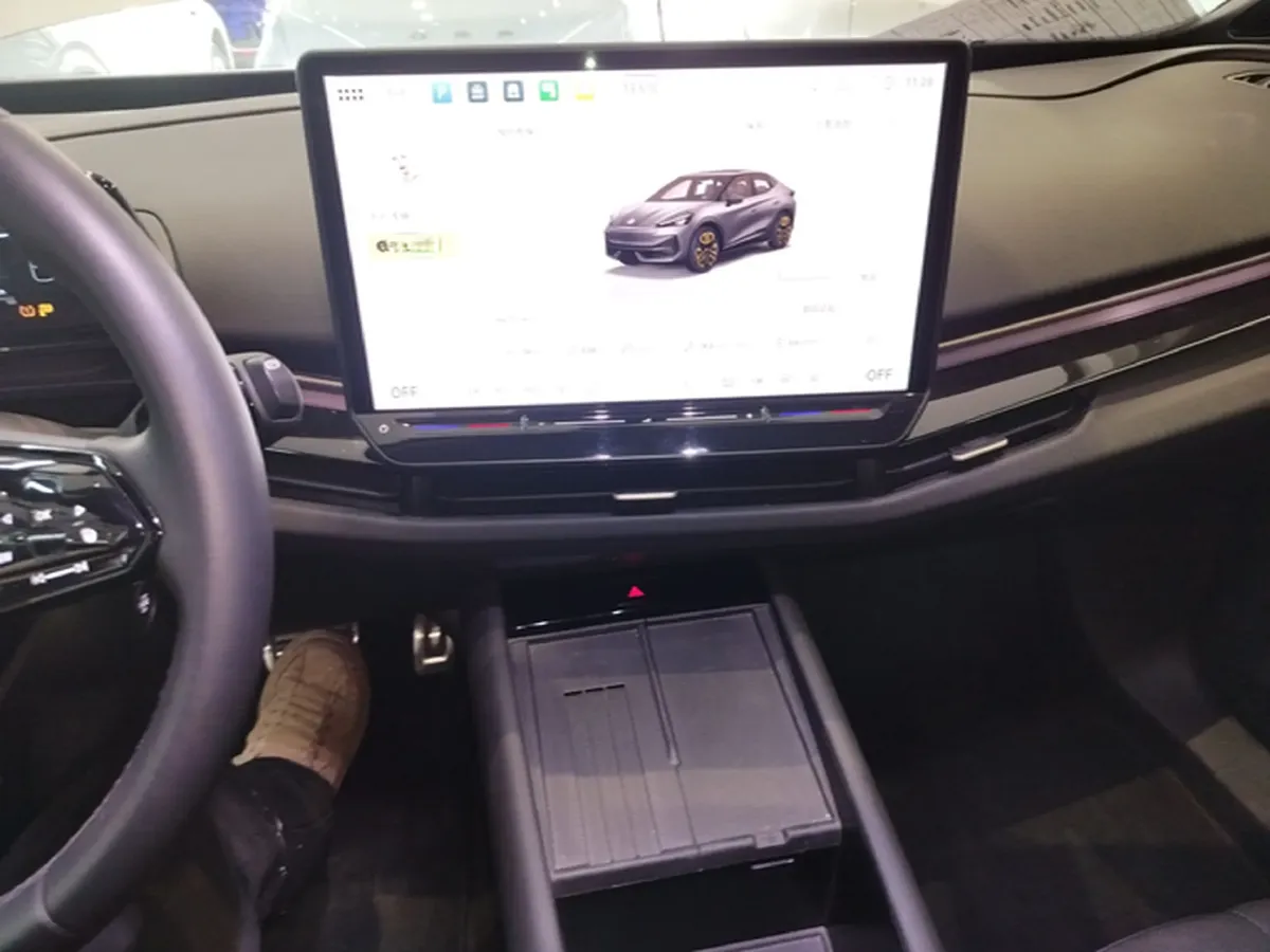 2024 Volkswagen ID.UNYX 06 BEV 82.4KWH,autocango,china used car exporter,china ev exporter,chinese used car exporter,chinese used ev exporter