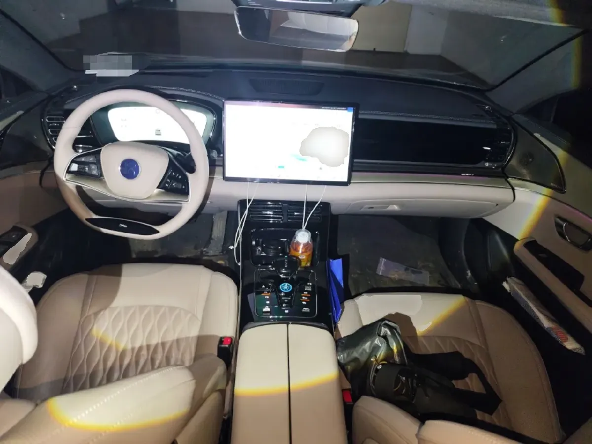 2025 BYD Han BEV 72KWH,autocango,china used car exporter,china ev exporter,chinese used car exporter,chinese used ev exporter