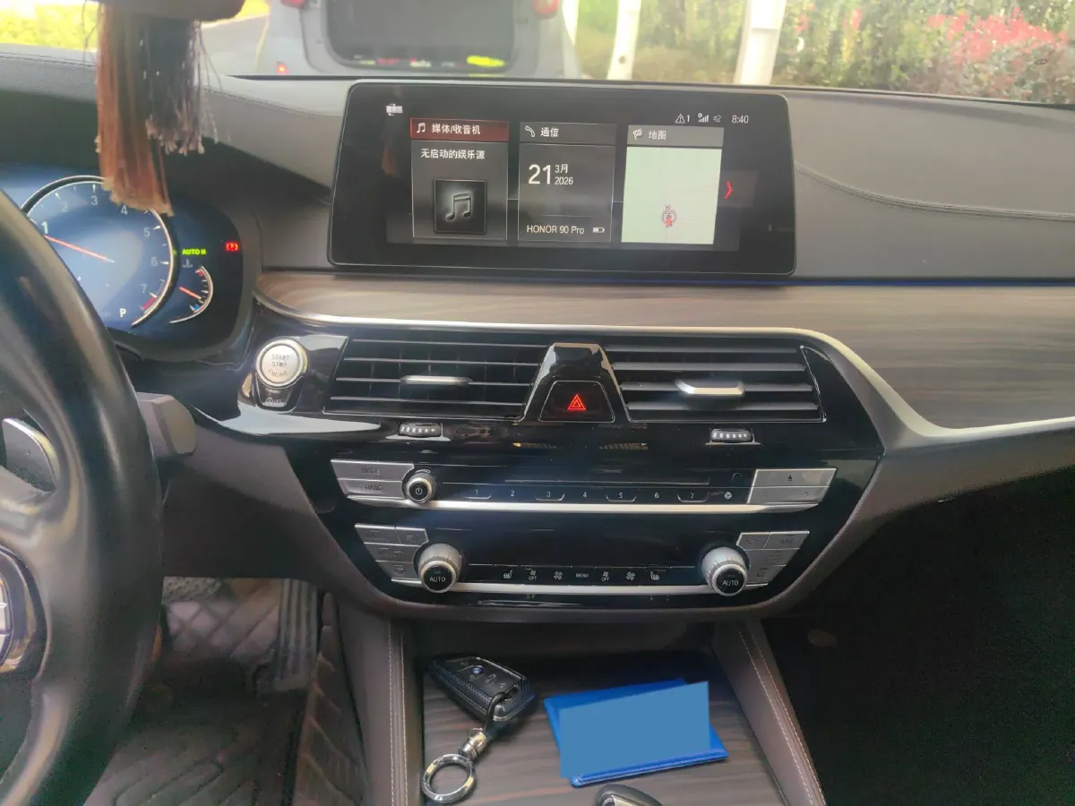 2018 BMW 5 Series 2.0T 252HP L4 8AT,autocango,china used car exporter,china ev exporter,chinese used car exporter,chinese used ev exporter