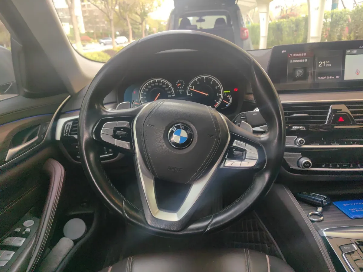 2018 BMW 5 Series 2.0T 252HP L4 8AT,autocango,china used car exporter,china ev exporter,chinese used car exporter,chinese used ev exporter