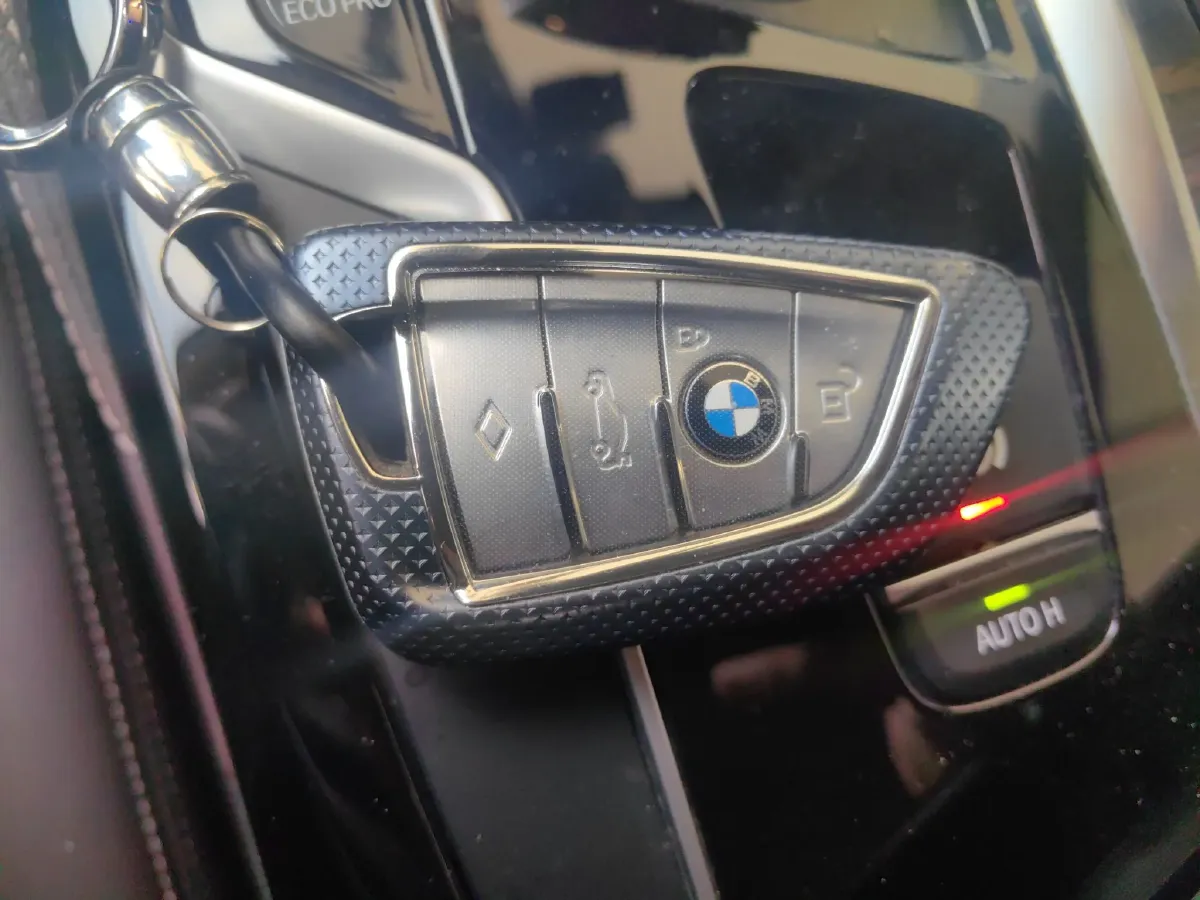 2018 BMW 5 Series 2.0T 252HP L4 8AT,autocango,china used car exporter,china ev exporter,chinese used car exporter,chinese used ev exporter