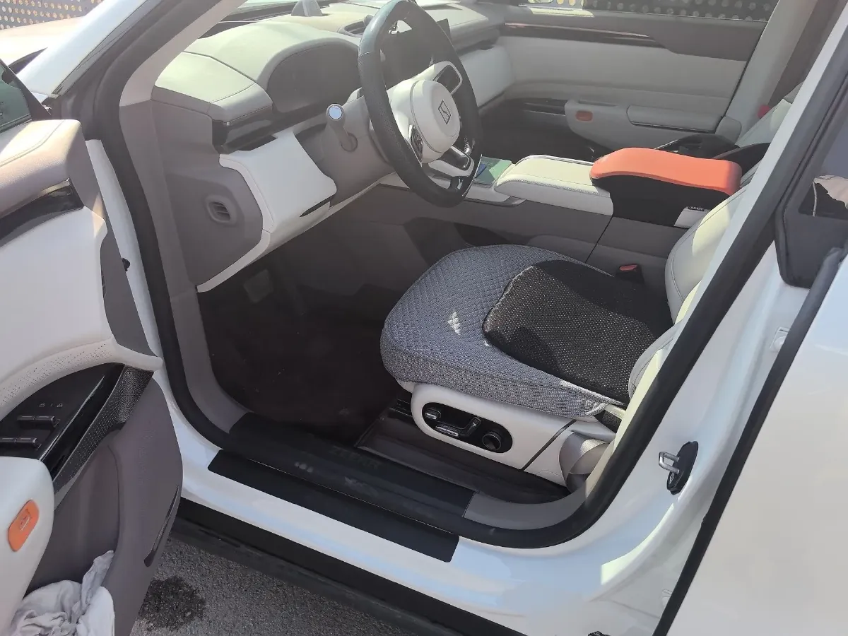 2025 Zeekr 7X BEV 75KWH,autocango,china used car exporter,china ev exporter,chinese used car exporter,chinese used ev exporter