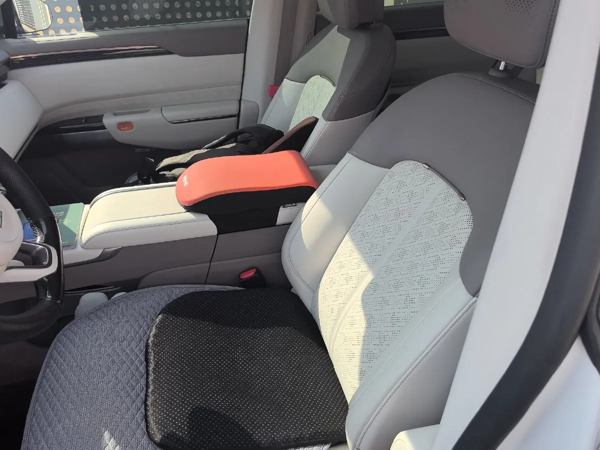 2025 Zeekr 7X BEV 75KWH,autocango,china used car exporter,china ev exporter,chinese used car exporter,chinese used ev exporter