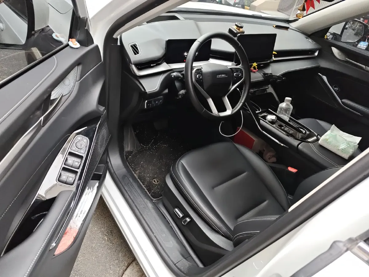 2021 Haval H6 2.0T 211HP L4 7DCT,autocango,china used car exporter,china ev exporter,chinese used car exporter,chinese used ev exporter