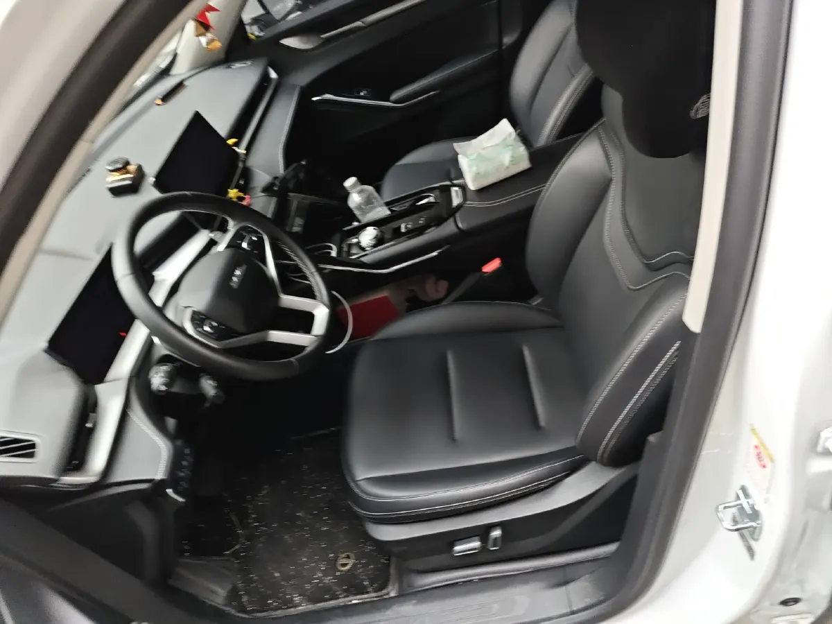 2021 Haval H6 2.0T 211HP L4 7DCT,autocango,china used car exporter,china ev exporter,chinese used car exporter,chinese used ev exporter