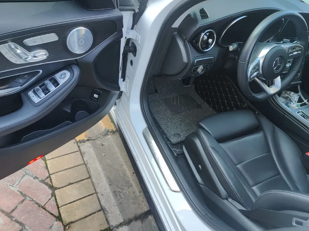 2021 Mercedes-Benz C Class 1.5T 184HP L4 9AT,autocango,china used car exporter,china ev exporter,chinese used car exporter,chinese used ev exporter