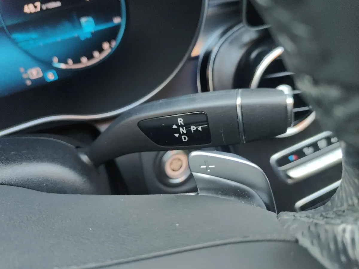 2021 Mercedes-Benz C Class 1.5T 184HP L4 9AT,autocango,china used car exporter,china ev exporter,chinese used car exporter,chinese used ev exporter