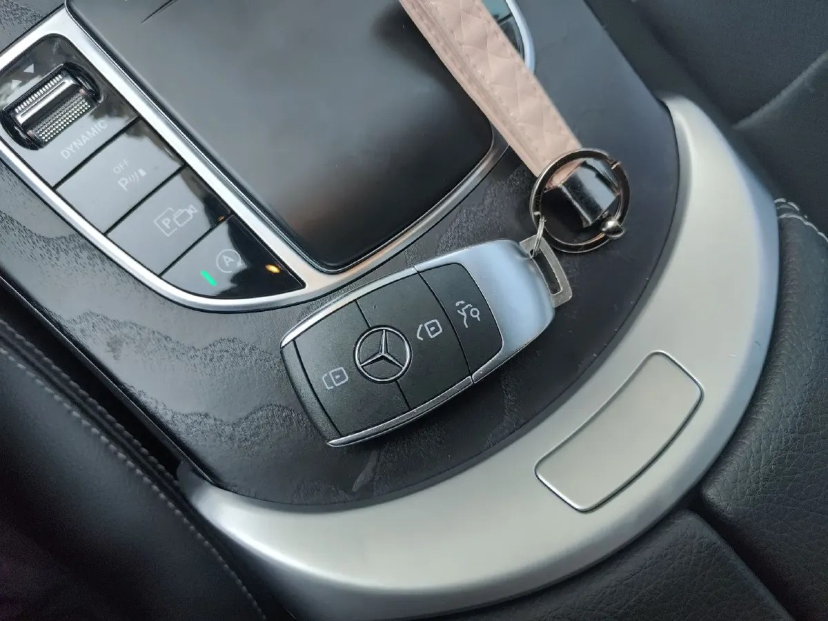 2021 Mercedes-Benz C Class 1.5T 184HP L4 9AT,autocango,china used car exporter,china ev exporter,chinese used car exporter,chinese used ev exporter