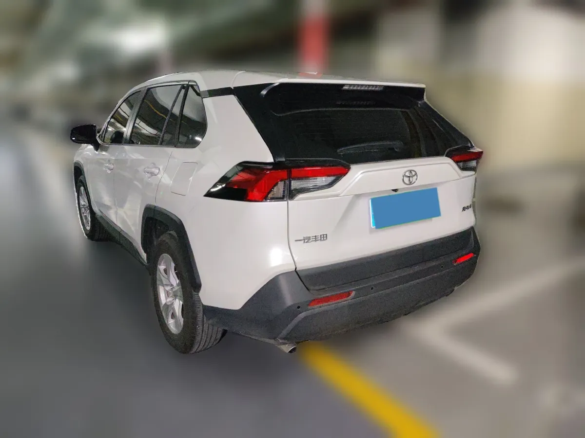 2024 Toyota Corolla Cross 2.0L 152HP L4 E-CVT Hybrid,autocango,china used car exporter,china ev exporter,chinese used car exporter,chinese used ev exporter