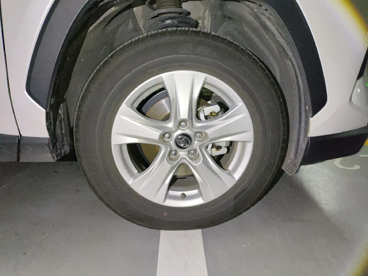 2024 Toyota Corolla Cross 2.0L 152HP L4 E-CVT Hybrid,autocango,china used car exporter,china ev exporter,chinese used car exporter,chinese used ev exporter