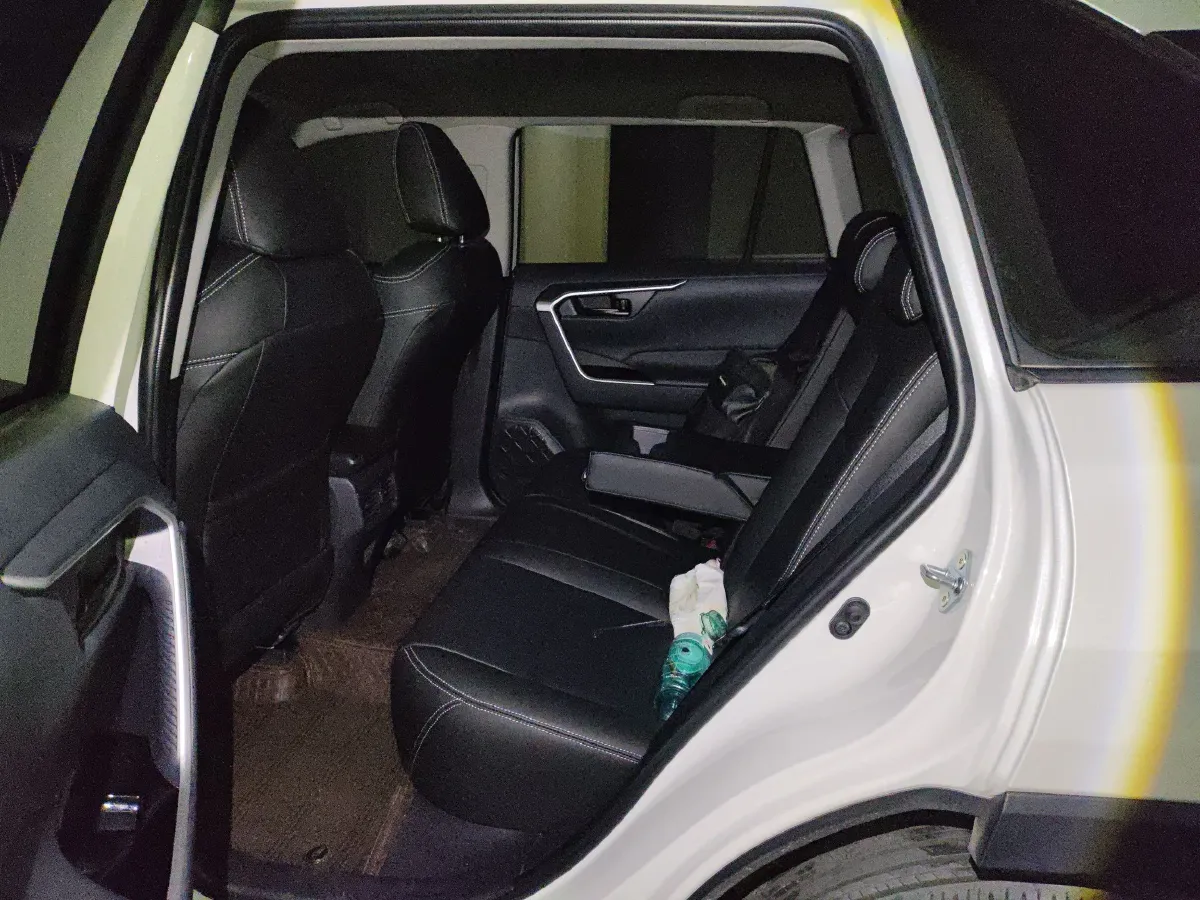 2024 Toyota Corolla Cross 2.0L 152HP L4 E-CVT Hybrid,autocango,china used car exporter,china ev exporter,chinese used car exporter,chinese used ev exporter