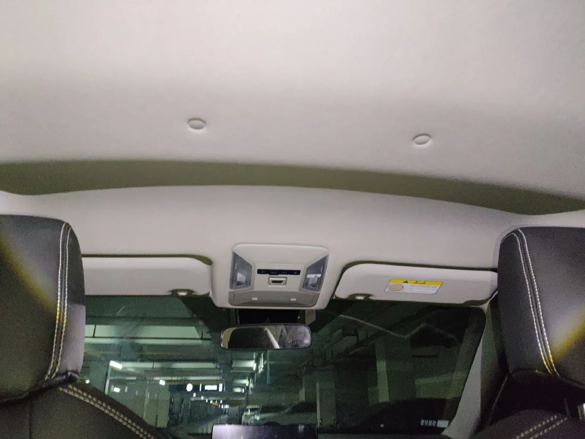 2024 Toyota Corolla Cross 2.0L 152HP L4 E-CVT Hybrid,autocango,china used car exporter,china ev exporter,chinese used car exporter,chinese used ev exporter