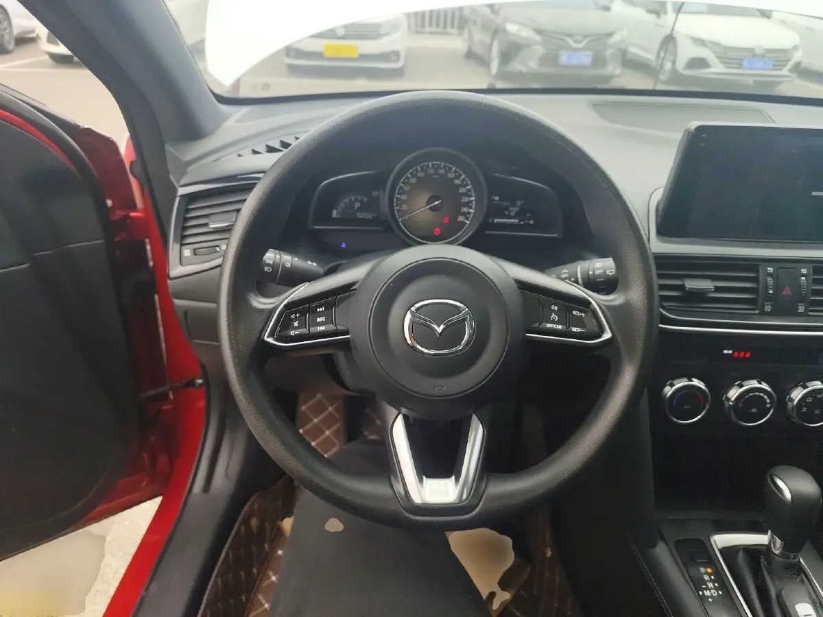 2021 Mazda CX-4 2.0L 158HP L4 6AT,autocango,china used car exporter,china ev exporter,chinese used car exporter,chinese used ev exporter