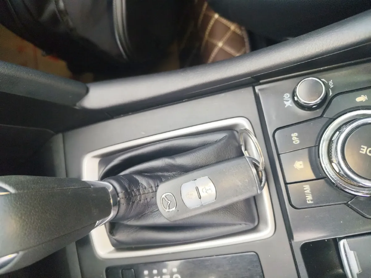 2021 Mazda CX-4 2.0L 158HP L4 6AT,autocango,china used car exporter,china ev exporter,chinese used car exporter,chinese used ev exporter