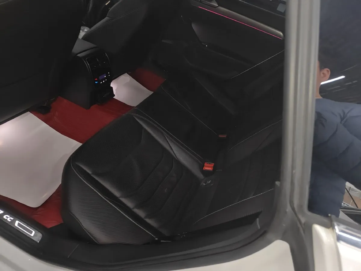 2020 Volkswagen CC 2.0T 186HP L4 7DCT,autocango,china used car exporter,china ev exporter,chinese used car exporter,chinese used ev exporter