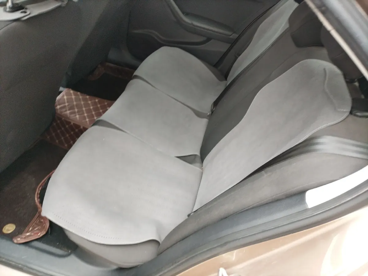 2015 Volkswagen Jetta 1.4L 90HP L4 5MT,autocango,china used car exporter,china ev exporter,chinese used car exporter,chinese used ev exporter