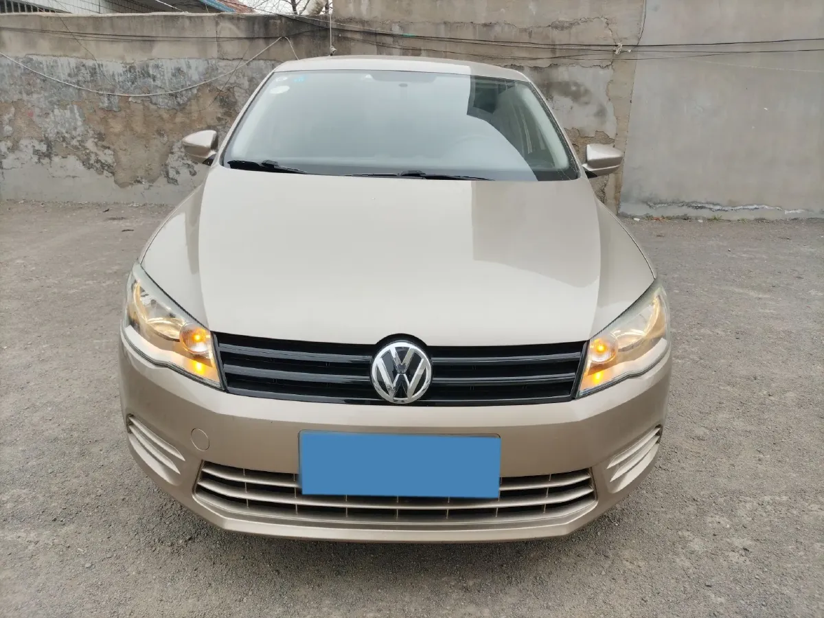 2015 Volkswagen Jetta 1.4L 90HP L4 5MT,autocango,china used car exporter,china ev exporter,chinese used car exporter,chinese used ev exporter