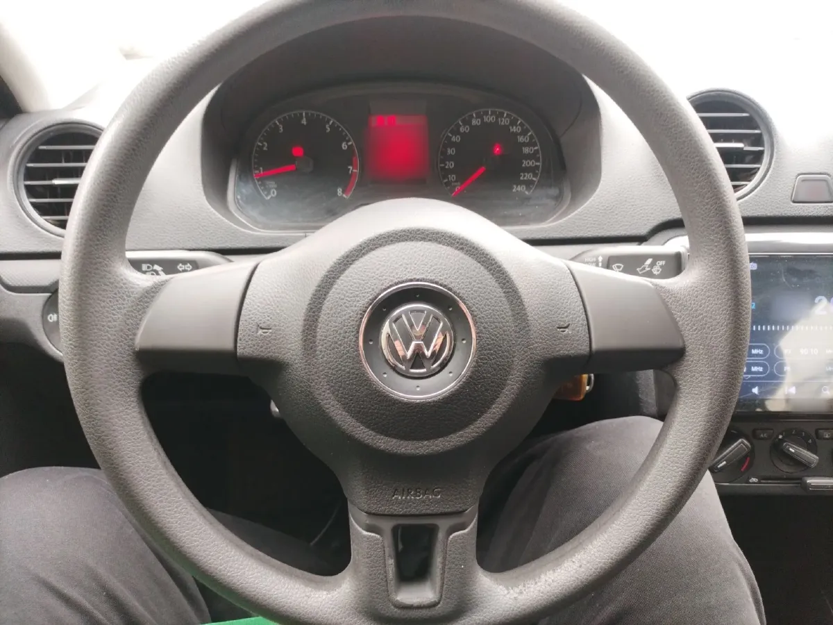 2015 Volkswagen Jetta 1.4L 90HP L4 5MT,autocango,china used car exporter,china ev exporter,chinese used car exporter,chinese used ev exporter