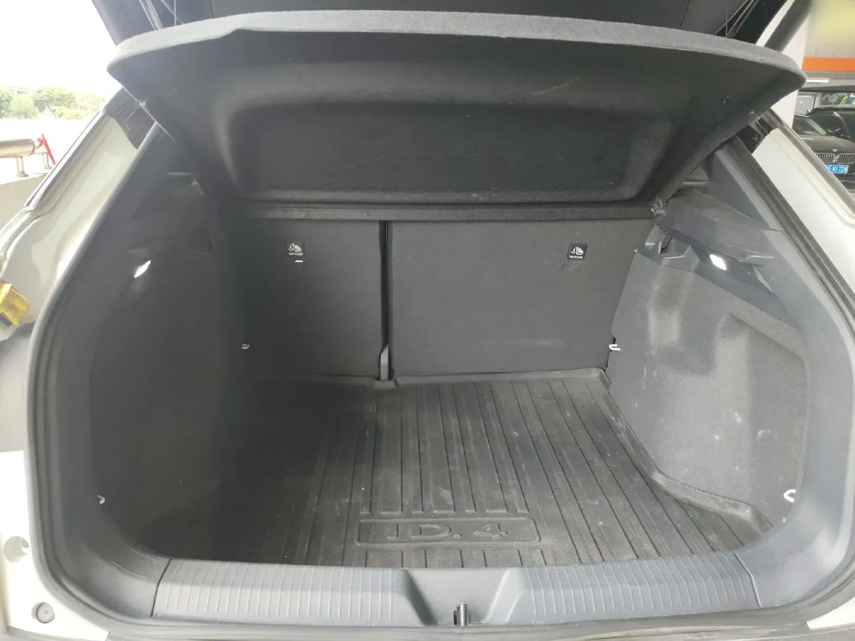 2022 Volkswagen ID.4 Crozz BEV 55.7KWH,autocango,china used car exporter,china ev exporter,chinese used car exporter,chinese used ev exporter