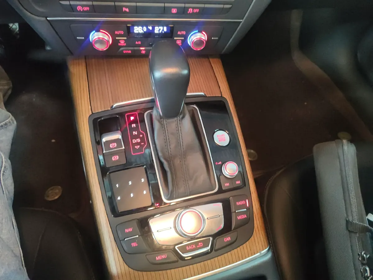 2018 Audi A6L 2.5L 204HP V6 CVT,autocango,china used car exporter,china ev exporter,chinese used car exporter,chinese used ev exporter