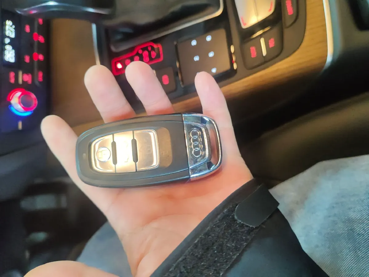 2018 Audi A6L 2.5L 204HP V6 CVT,autocango,china used car exporter,china ev exporter,chinese used car exporter,chinese used ev exporter