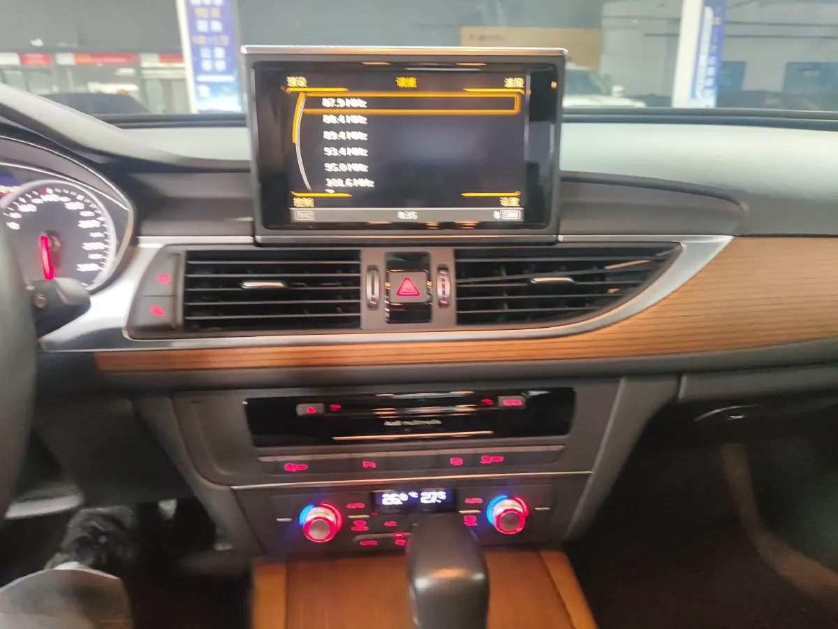 2018 Audi A6L 2.5L 204HP V6 CVT,autocango,china used car exporter,china ev exporter,chinese used car exporter,chinese used ev exporter