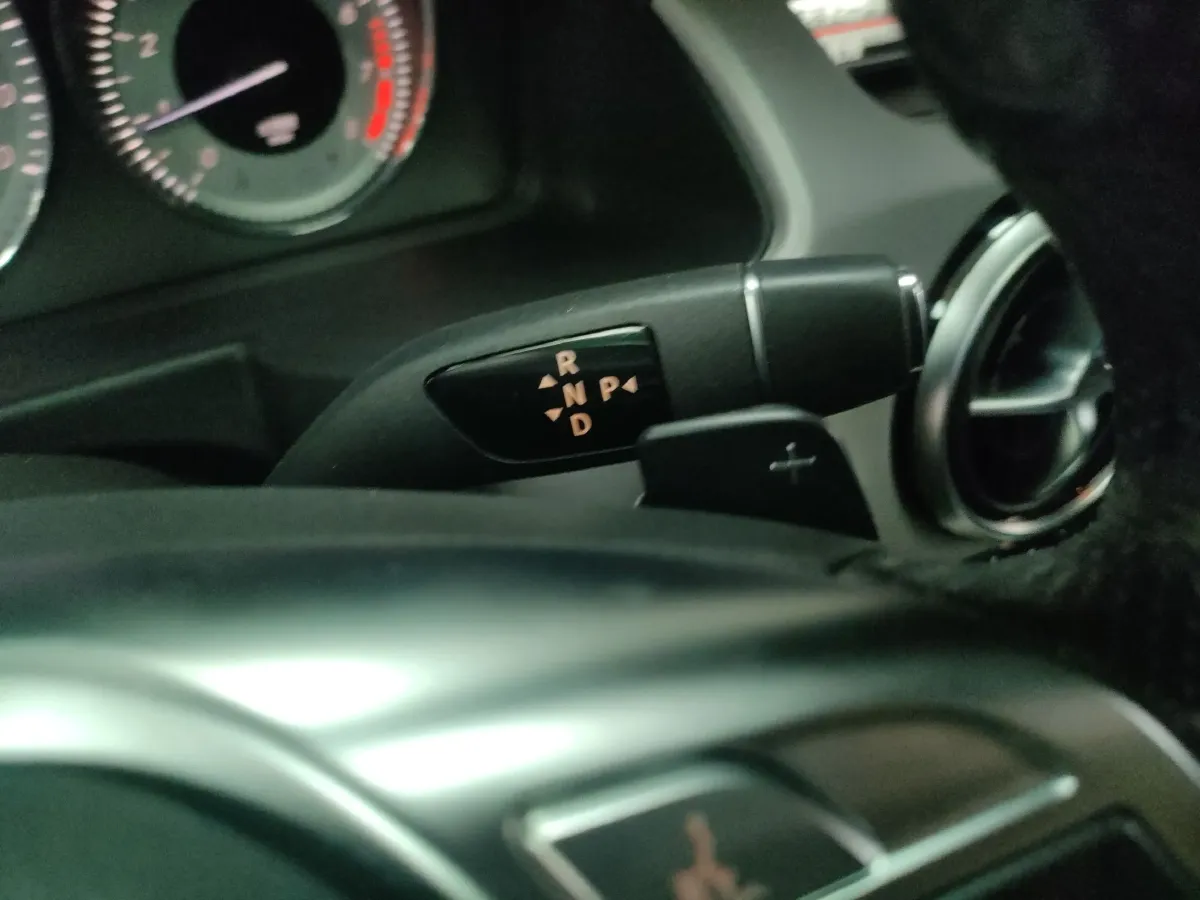 2015 Mercedes-Benz GLK Class 3.0L 245HP V6 7AT,autocango,china used car exporter,china ev exporter,chinese used car exporter,chinese used ev exporter