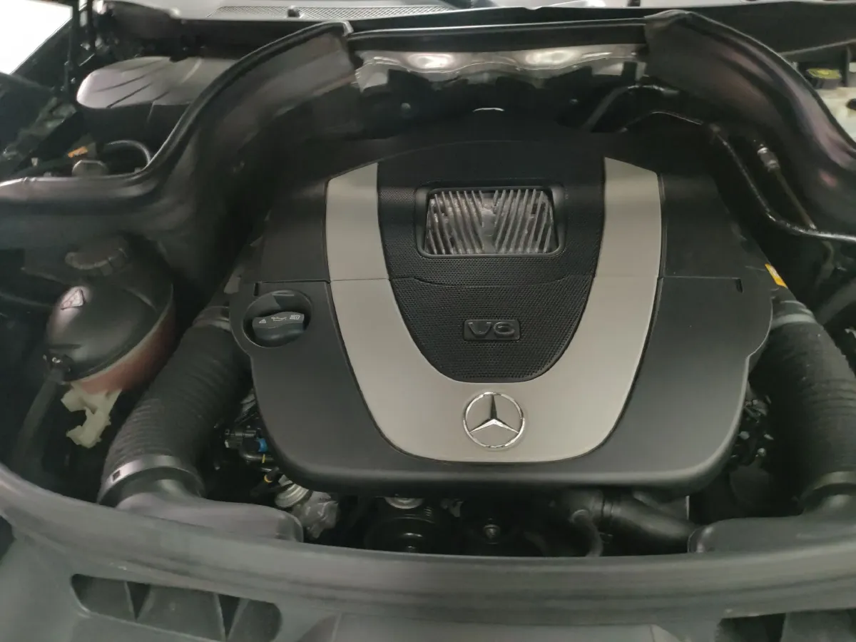 2015 Mercedes-Benz GLK Class 3.0L 245HP V6 7AT,autocango,china used car exporter,china ev exporter,chinese used car exporter,chinese used ev exporter