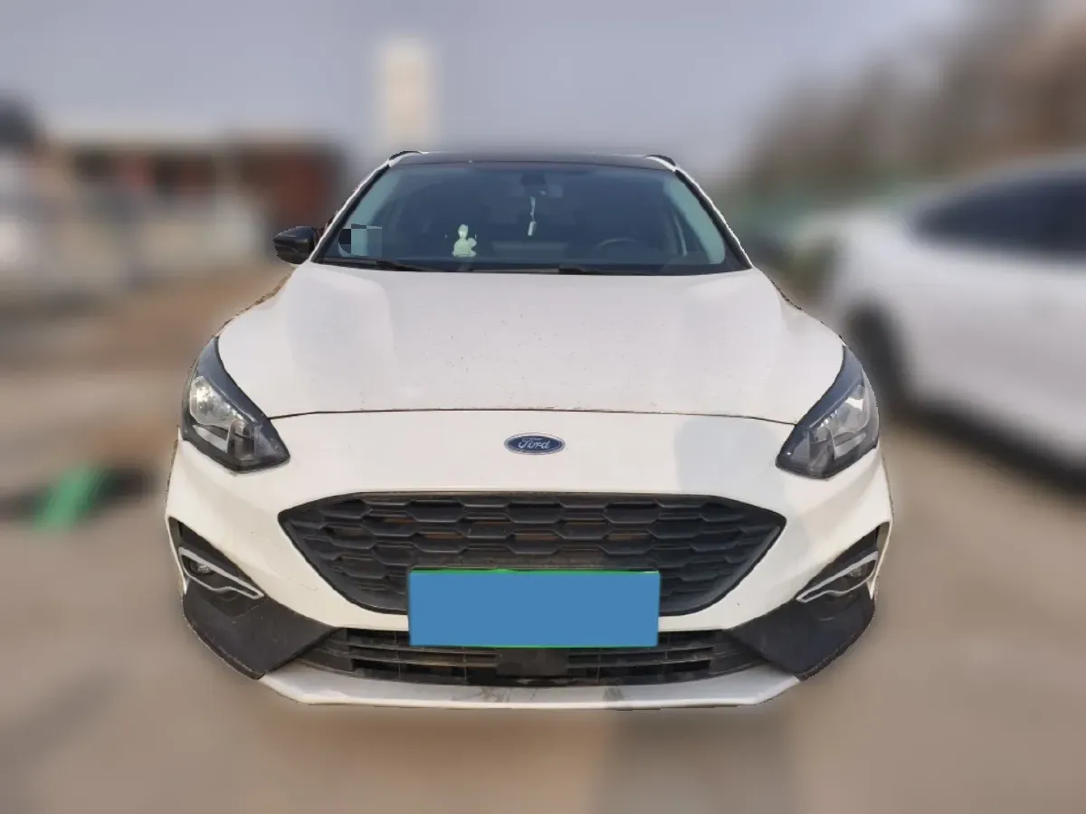 2020 Ford Focus Active 1.5T 174HP L3 8AT,autocango,china used car exporter,china ev exporter,chinese used car exporter,chinese used ev exporter