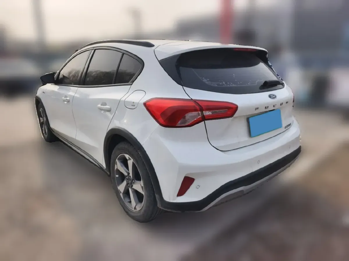 2020 Ford Focus Active 1.5T 174HP L3 8AT,autocango,china used car exporter,china ev exporter,chinese used car exporter,chinese used ev exporter