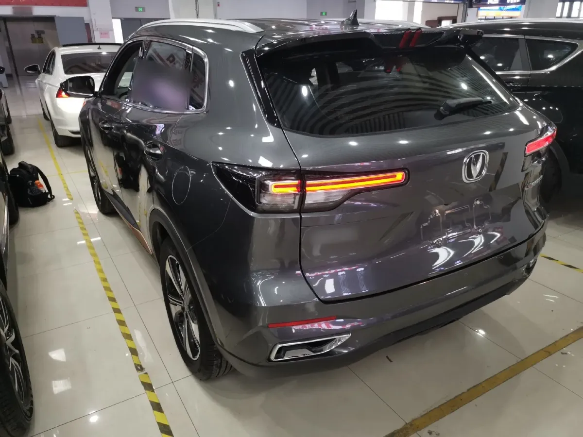 2022 ChangAn CS55 Plus 1.5T 188HP L4 7DCT,autocango,china used car exporter,china ev exporter,chinese used car exporter,chinese used ev exporter