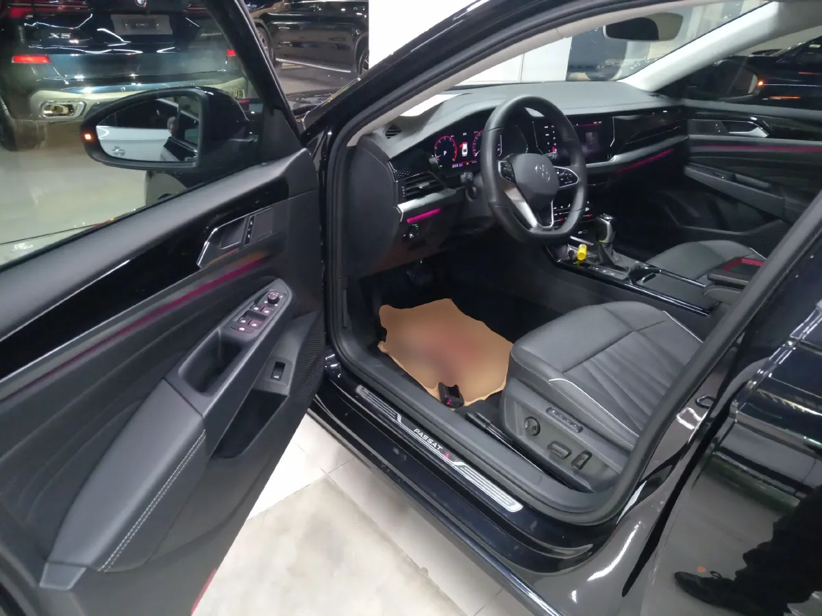 2022 Toyota Avalon 2.5L 209HP L4 8AT,autocango,china used car exporter,china ev exporter,chinese used car exporter,chinese used ev exporter