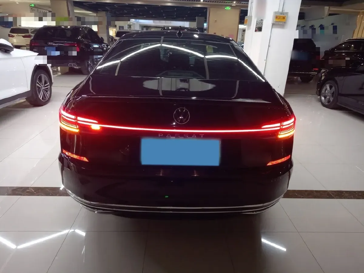 2022 Toyota Avalon 2.5L 209HP L4 8AT,autocango,china used car exporter,china ev exporter,chinese used car exporter,chinese used ev exporter