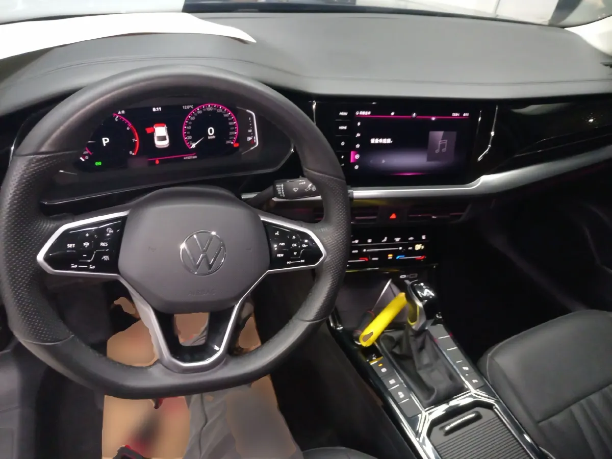 2022 Toyota Avalon 2.5L 209HP L4 8AT,autocango,china used car exporter,china ev exporter,chinese used car exporter,chinese used ev exporter