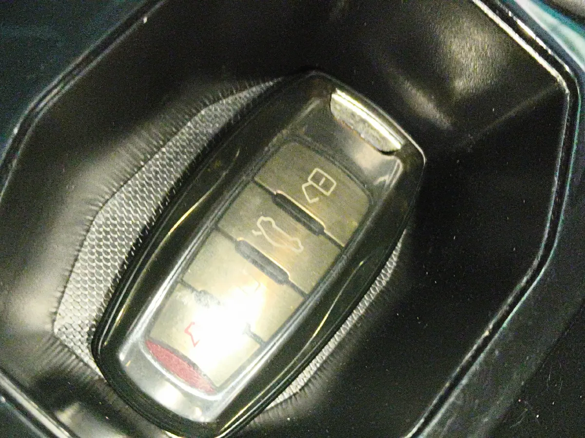 2021 Geely Monjaro 2.0T 218HP L4 7DCT,autocango,china used car exporter,china ev exporter,chinese used car exporter,chinese used ev exporter