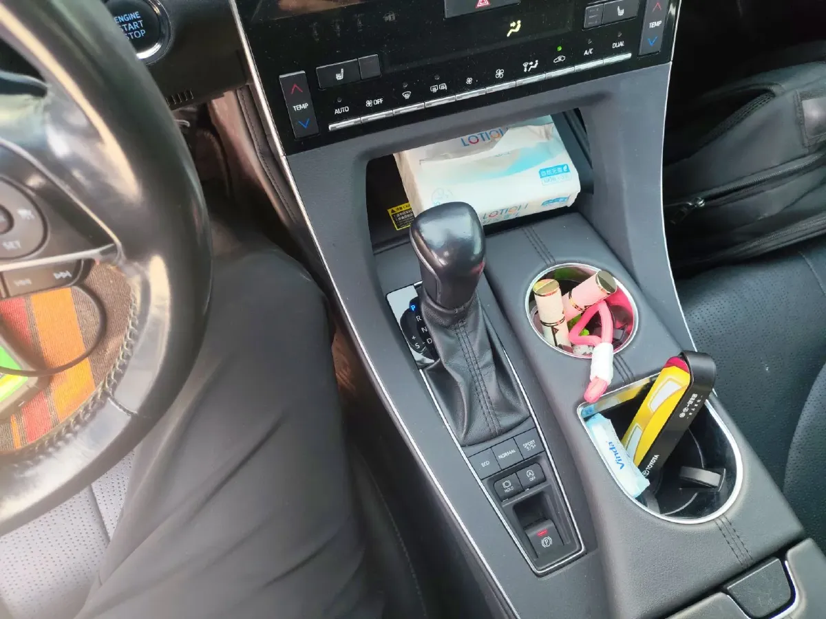 2019 Toyota Avalon 2.5L 209HP L4 8AT,autocango,china used car exporter,china ev exporter,chinese used car exporter,chinese used ev exporter