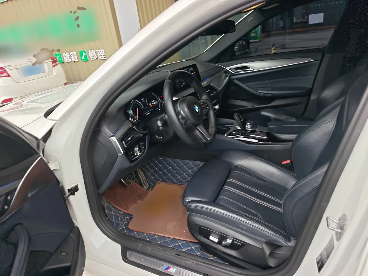 2018 BMW 5 Series 2.0T 184HP L4 8AT,autocango,china used car exporter,china ev exporter,chinese used car exporter,chinese used ev exporter