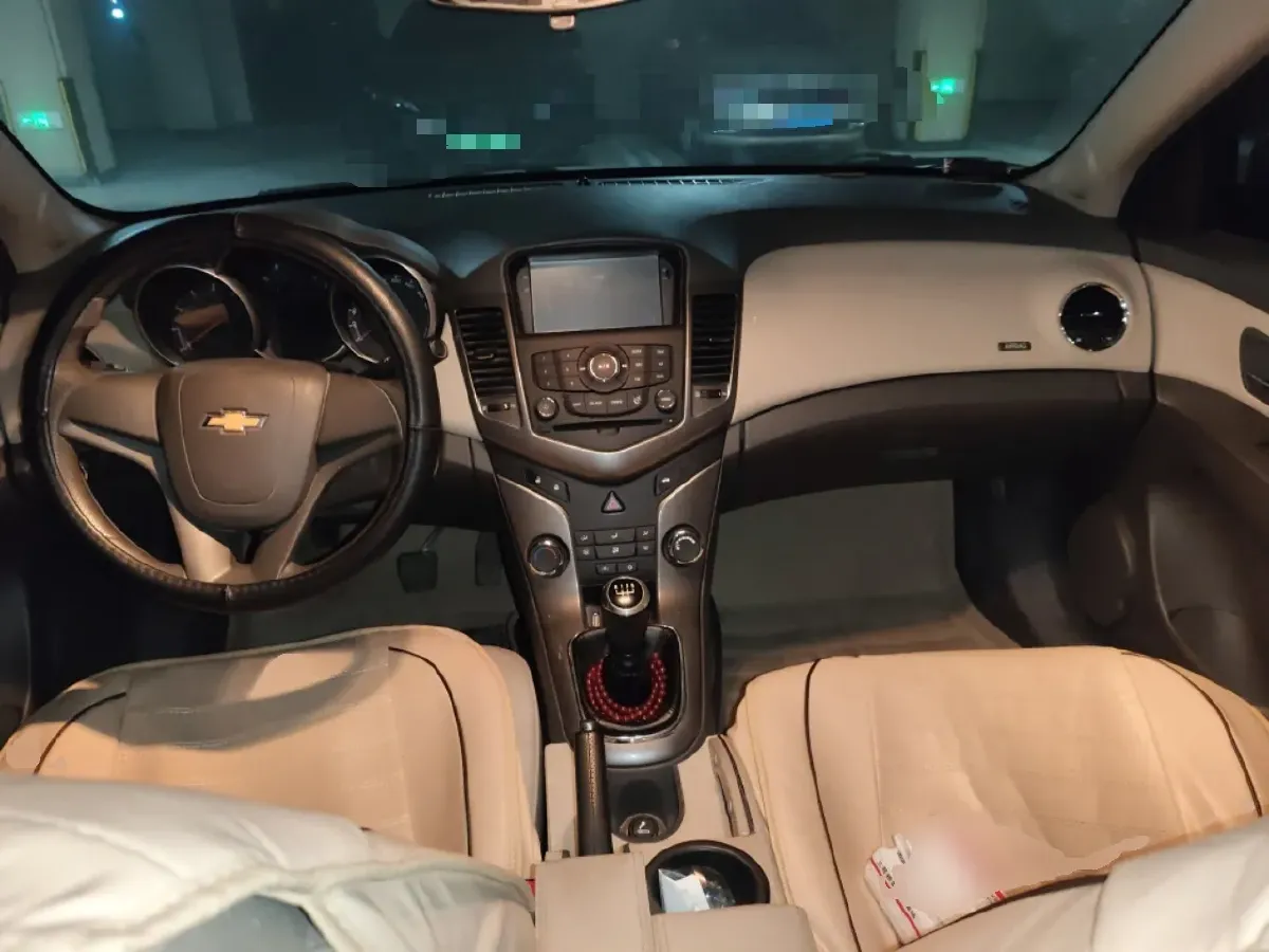 2015 Chevrolet Cruze 1.5L 113HP L4 5MT,autocango,china used car exporter,china ev exporter,chinese used car exporter,chinese used ev exporter