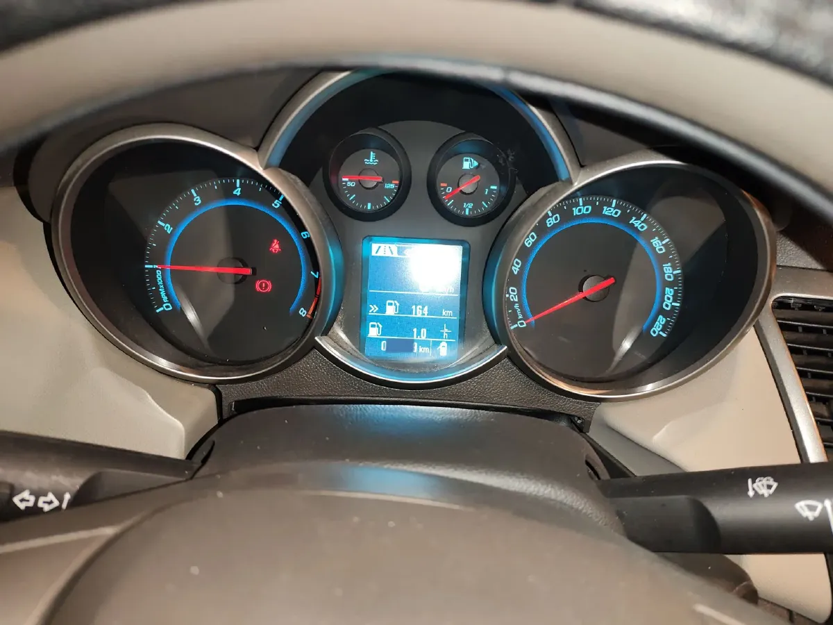 2015 Chevrolet Cruze 1.5L 113HP L4 5MT,autocango,china used car exporter,china ev exporter,chinese used car exporter,chinese used ev exporter