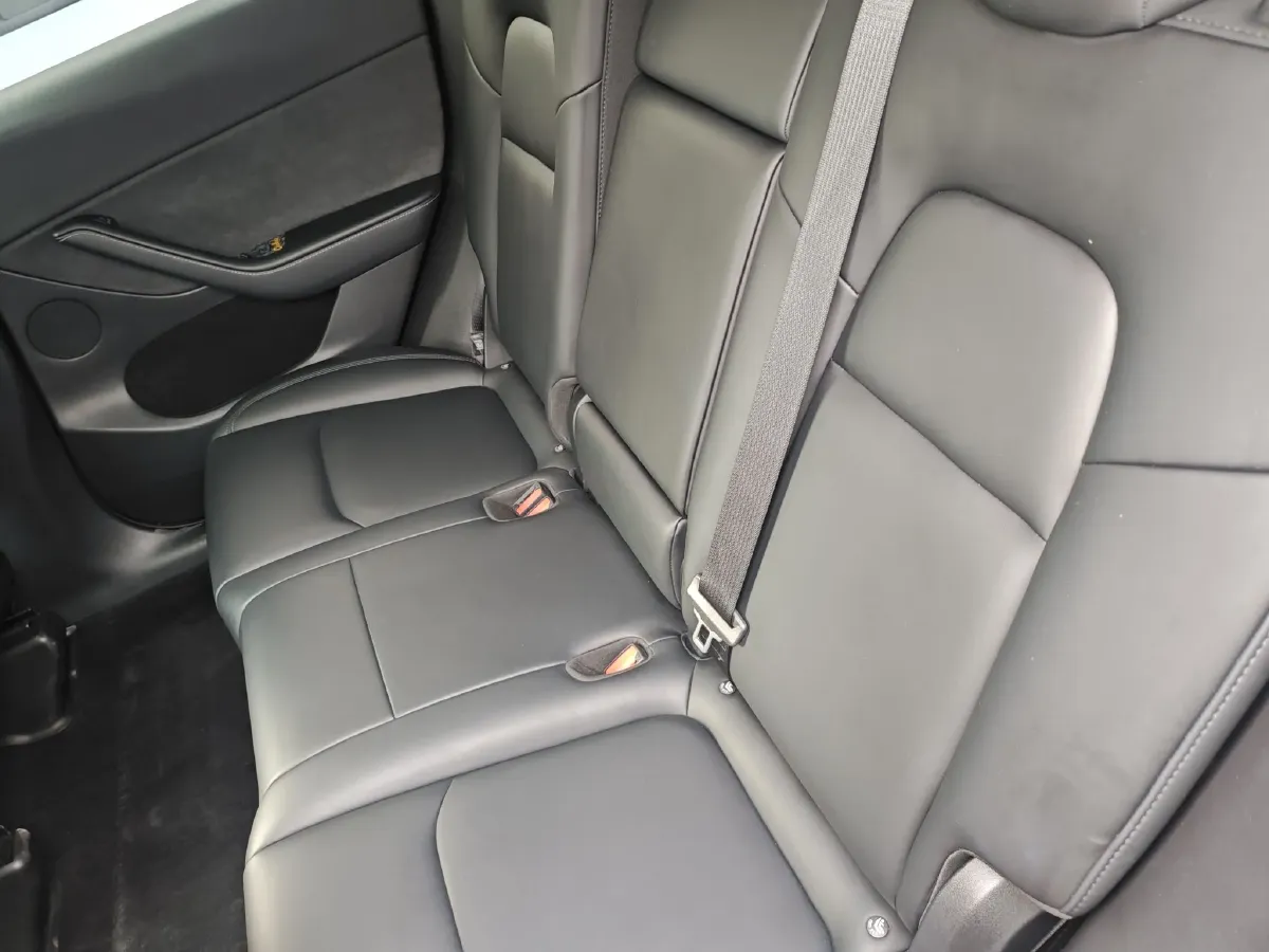 2024 Tesla Model Y BEV 78.4KWH,autocango,china used car exporter,china ev exporter,chinese used car exporter,chinese used ev exporter