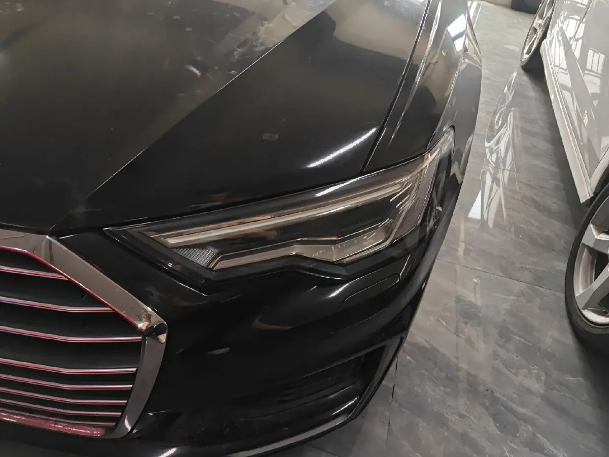 2021 Audi A6L 2.0T 190HP L4 7DCT,autocango,china used car exporter,china ev exporter,chinese used car exporter,chinese used ev exporter
