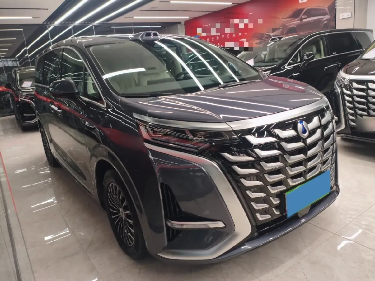2025 Denza D9 1.5T 156HP L4 E-CVT PHEV 40KWH,autocango,china used car exporter,china ev exporter,chinese used car exporter,chinese used ev exporter