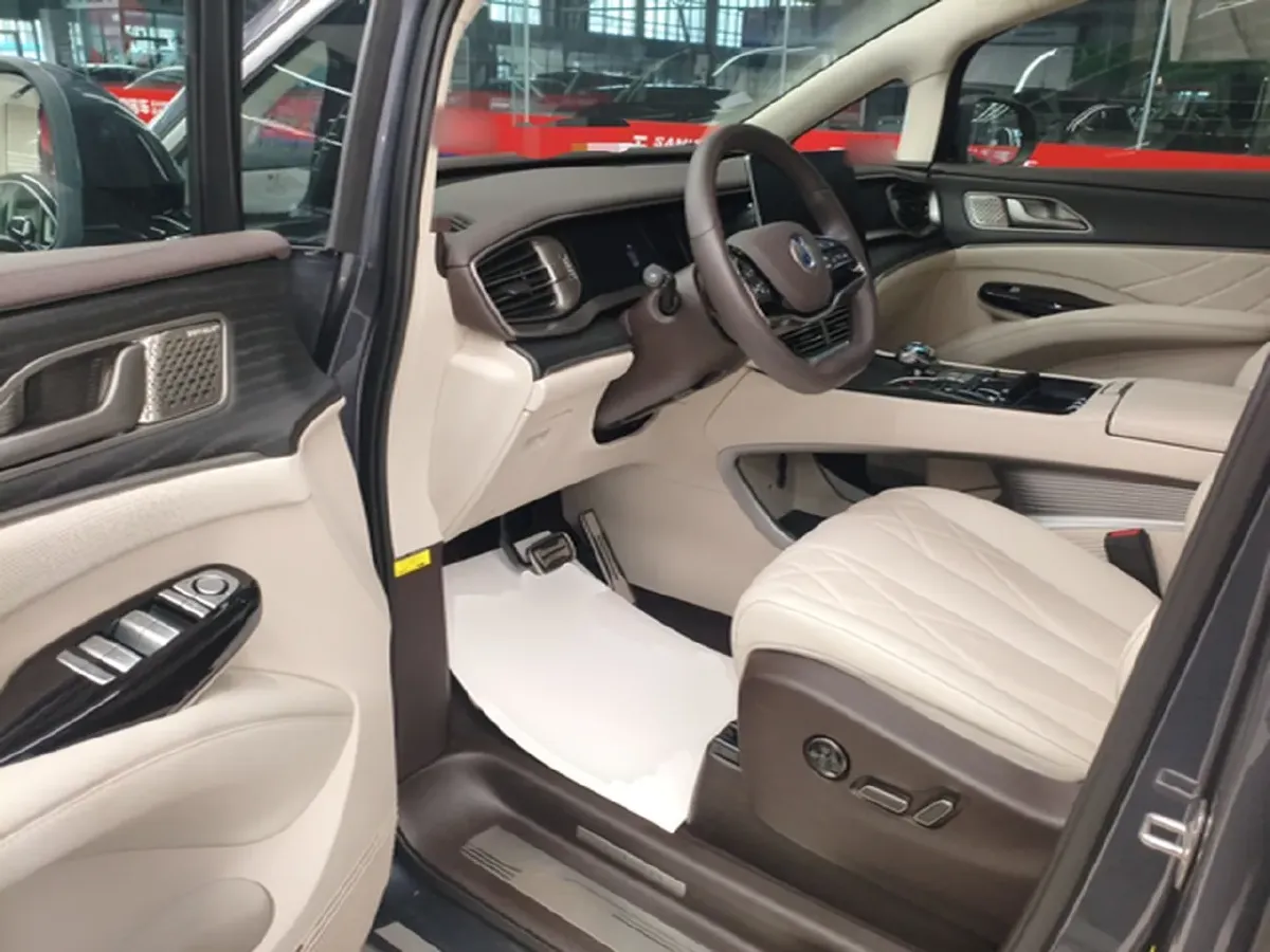2025 Denza D9 1.5T 156HP L4 E-CVT PHEV 40KWH,autocango,china used car exporter,china ev exporter,chinese used car exporter,chinese used ev exporter