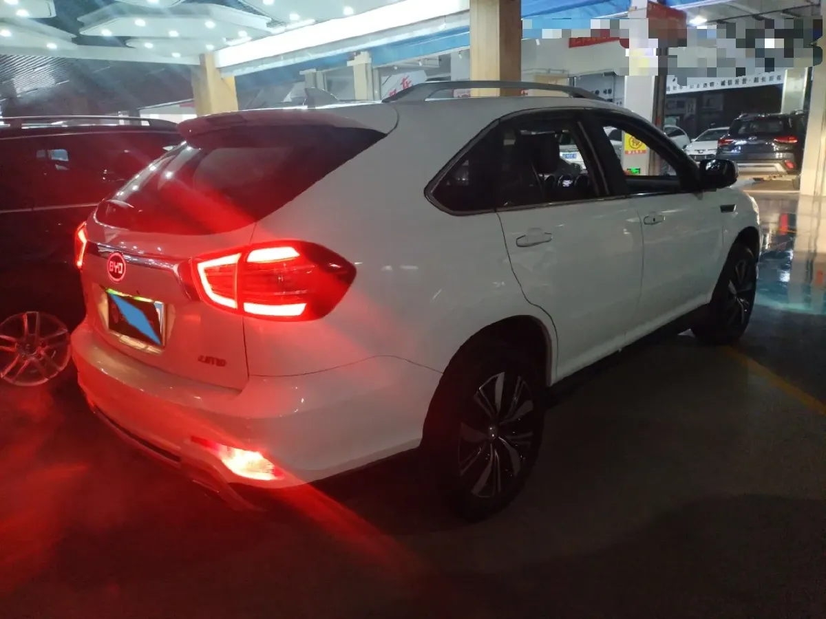 2017 BYD S7 2.0T 205HP L4 6DCT,autocango,china used car exporter,china ev exporter,chinese used car exporter,chinese used ev exporter