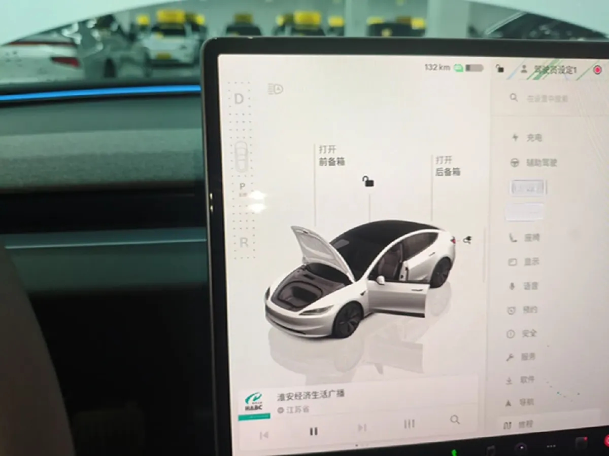 2025 Tesla Model 3 BEV 62.5KWH,autocango,china used car exporter,china ev exporter,chinese used car exporter,chinese used ev exporter