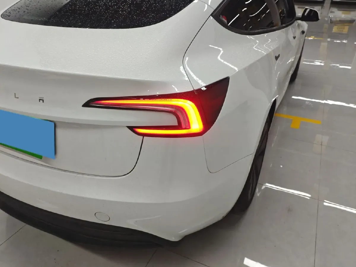 2025 Tesla Model 3 BEV 62.5KWH,autocango,china used car exporter,china ev exporter,chinese used car exporter,chinese used ev exporter